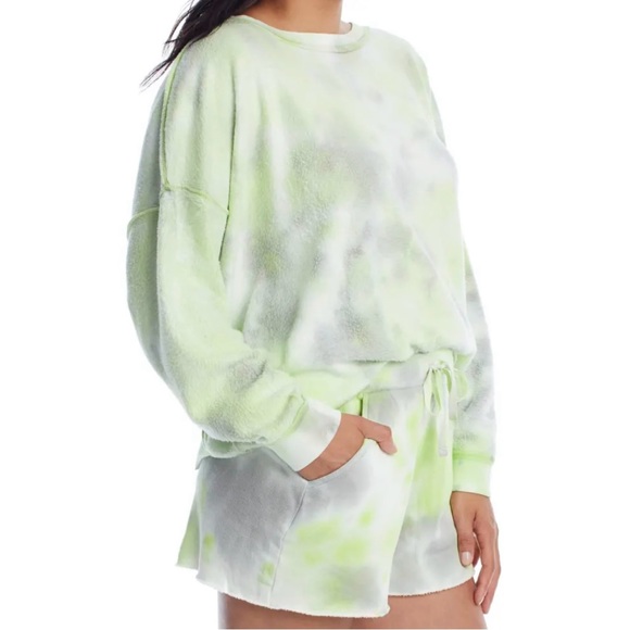 NWT Free People Kelly Washed Tie Dye Sweatshirt Short Set in Citron/Gray Large L - Picture 3 of 11